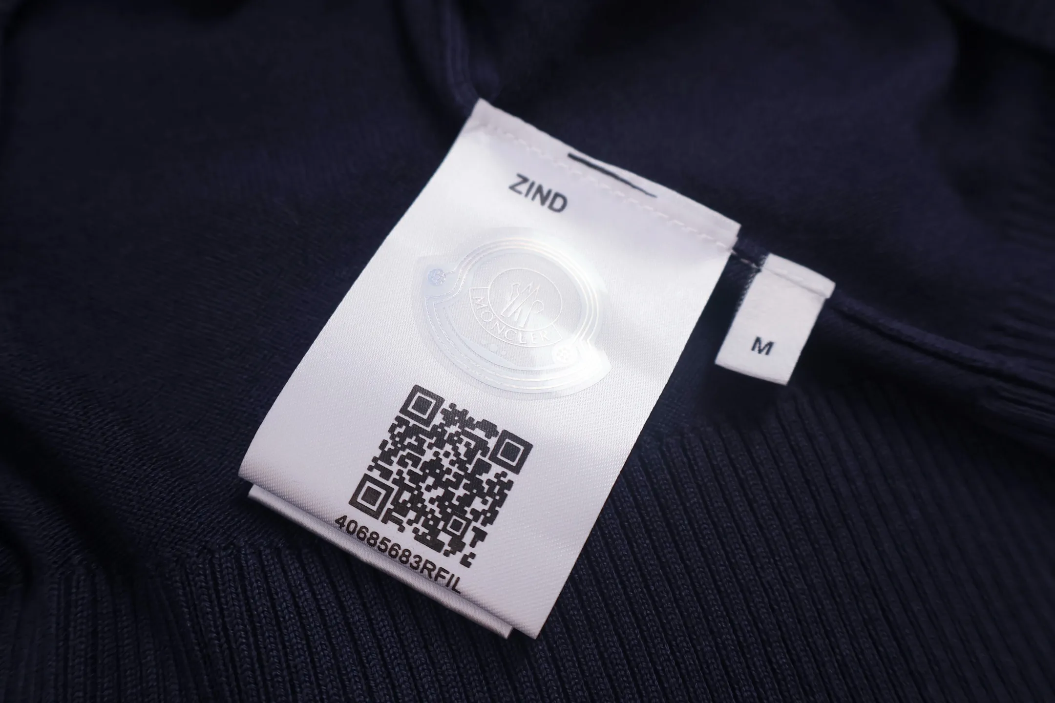 Moncler （Navy Blue ） 5550 ， Navy Blue ， 。 16 。 logo ， 。 Size:M/L/XL/XXL